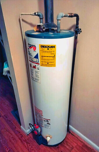 https://plumberoceanreef.com.au/uploads/2025/06/hot-water-375140.jpg