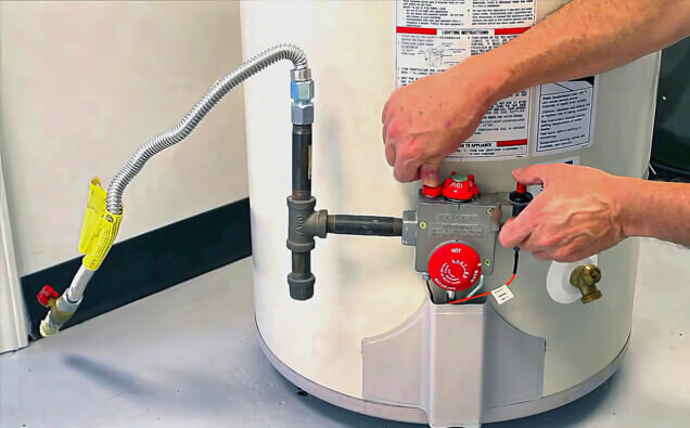 https://plumberoceanreef.com.au/uploads/2025/06/hot-water-378959.jpg